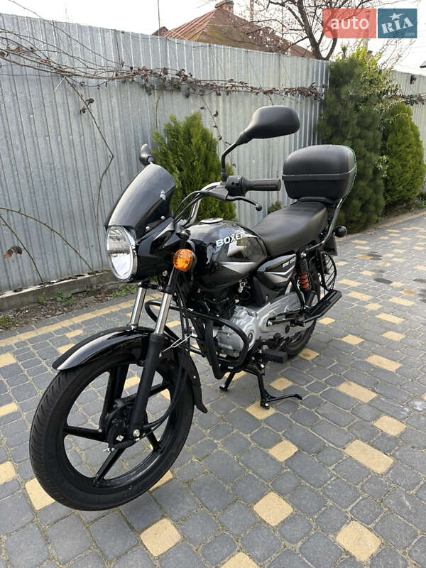 Bajaj Boxer 2024