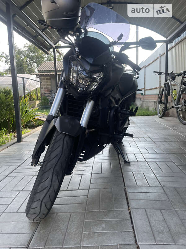 Мотоцикл Багатоцільовий (All-round) Bajaj Dominar 400 2021 в 