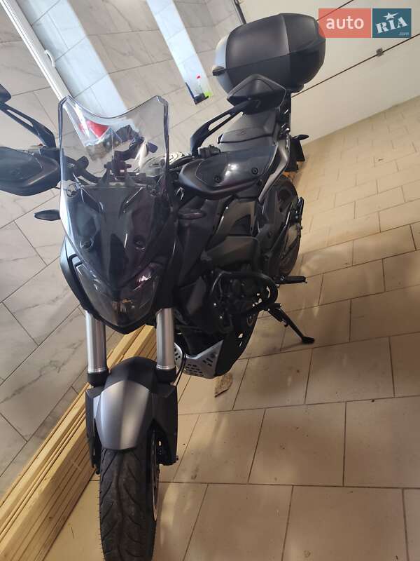 Мотоцикл Без обтекателей (Naked bike) Bajaj Dominar 400 2022 в Виннице