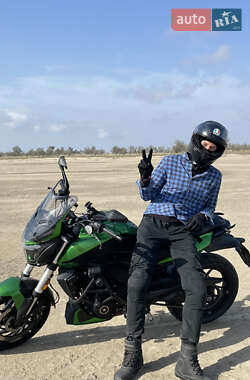 Мотоцикл Без обтекателей (Naked bike) Bajaj Dominar 400 2019 в 