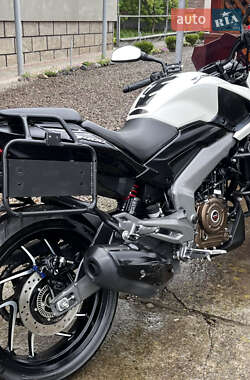Мотоцикл Спорт-туризм Bajaj Dominar 400 2019 в 