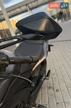Мотоцикл Без обтекателей (Naked bike) Bajaj Dominar 400 2020 в 