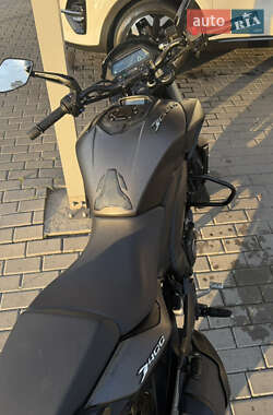 Мотоцикл Без обтекателей (Naked bike) Bajaj Dominar 400 2020 в 