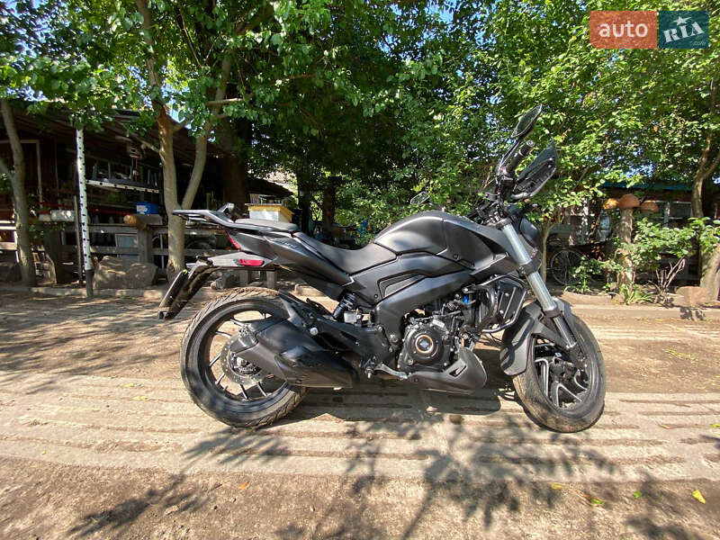 Мотоцикл Спорт-туризм Bajaj Dominar 400 2024 в Ромнах