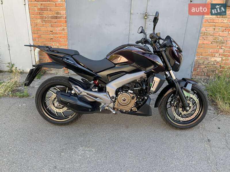 Bajaj Dominar 400 2018