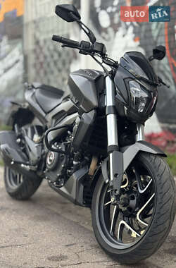 Мотоцикл Без обтекателей (Naked bike) Bajaj Dominar 400 2020 в 