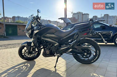 Мотоцикл Спорт-туризм Bajaj Dominar 400 2023 в 