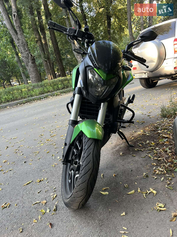 Мотоцикл Без обтекателей (Naked bike) Bajaj Dominar 400 2020 в Киеве