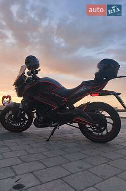 Мотоцикл Спорт-туризм Bajaj Dominar 400 2024 в 
