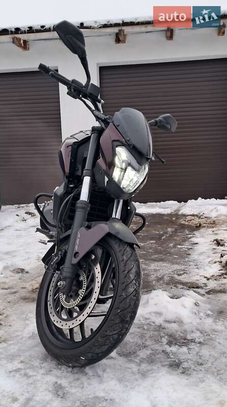 Мотоцикл Классік Bajaj Dominar 400 2018 в Києві фото Мотоцикл Классік Bajaj Dominar 400 2018 в Києві