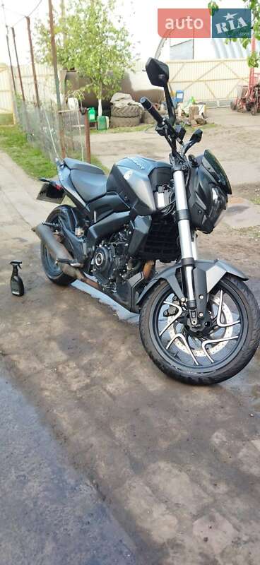 Мотоцикл Без обтекателей (Naked bike) Bajaj Dominar D400 2021 в 