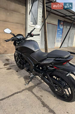 Мотоцикл Багатоцільовий (All-round) Bajaj Dominar D400 2020 в Чернігові