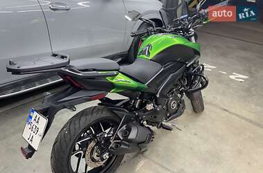 Грузовые мотороллеры, мотоциклы, скутеры, мопеды Bajaj Dominar D400 2023 в 
