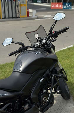 Мотоцикл Без обтекателей (Naked bike) Bajaj Dominar D400 2023 в 