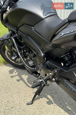 Мотоцикл Без обтекателей (Naked bike) Bajaj Dominar D400 2023 в 