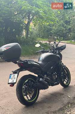 Мотоцикл Без обтекателей (Naked bike) Bajaj Dominar D400 2024 в 