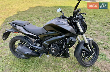 Мотоцикл Без обтекателей (Naked bike) Bajaj Dominar D400 2020 в 