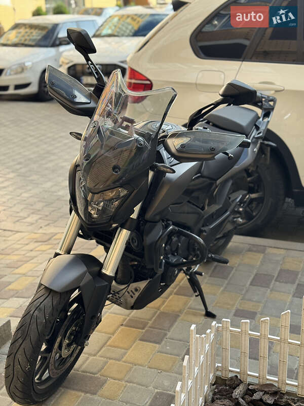 Bajaj Dominar D400 2024