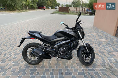 Мотоцикл Без обтекателей (Naked bike) Bajaj Dominar D400 2024 в 