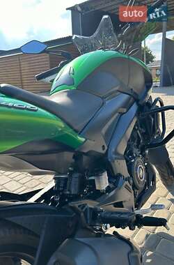 Мотоцикл Спорт-туризм Bajaj Dominar D400 2023 в 