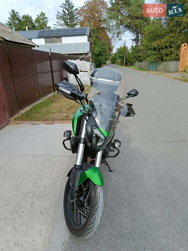 Мотоцикл Классік Bajaj Dominar D400 2020 в Немішаєве