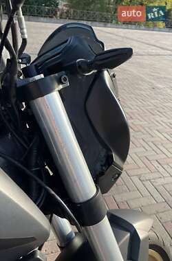 Мотоцикл Без обтекателей (Naked bike) Bajaj Dominar D400 2020 в 
