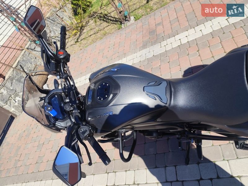 Мотоцикл Классик Bajaj Dominar D400 2022 в Виннице