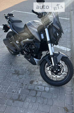 Мотоцикл Без обтекателей (Naked bike) Bajaj Dominar 2023 в 
