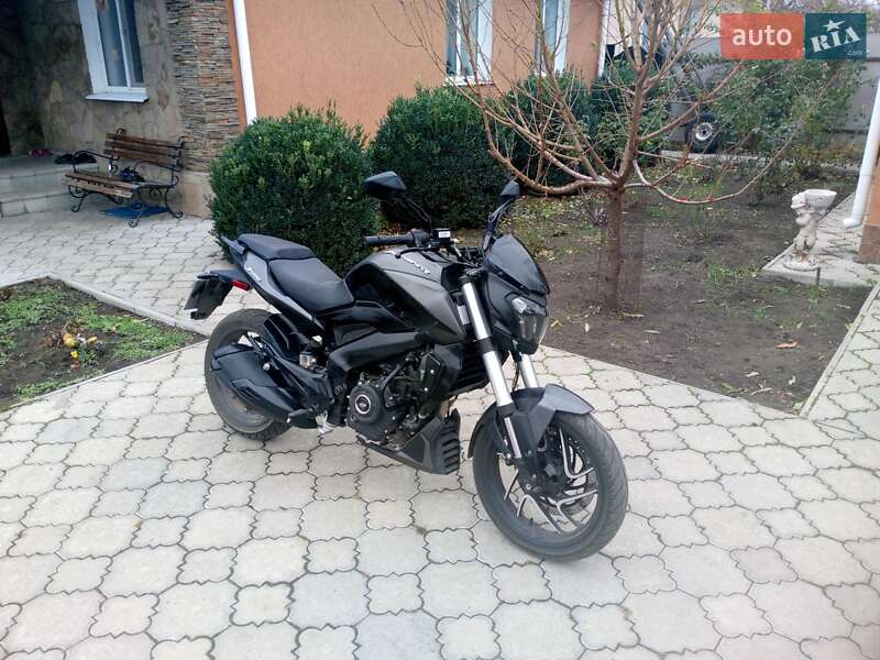 Мотоцикл Классик Bajaj Dominar 2020 в 