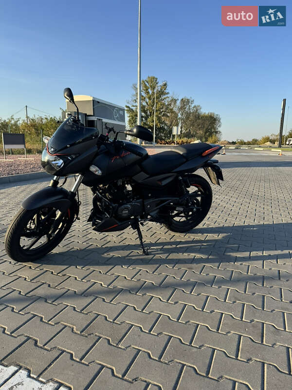 Мотоцикл Классік Bajaj Pulsar 180 2020 в Іванкові