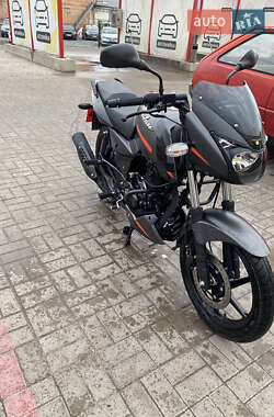 Спортбайк Bajaj Pulsar 180 2023 в 