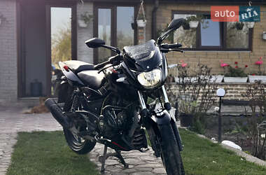 Мотоцикл Супермото (Motard) Bajaj Pulsar 180 2020 в 