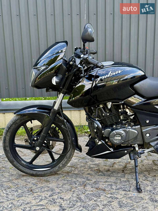 Мотоцикл Классік Bajaj Pulsar 180 2020 в 