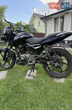 Мотоцикл Классик Bajaj Pulsar 180 2020 в 