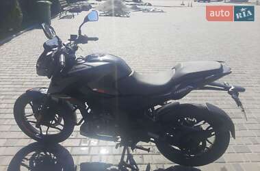 Мотоцикл Без обтекателей (Naked bike) Bajaj Pulsar N250 2024 в 