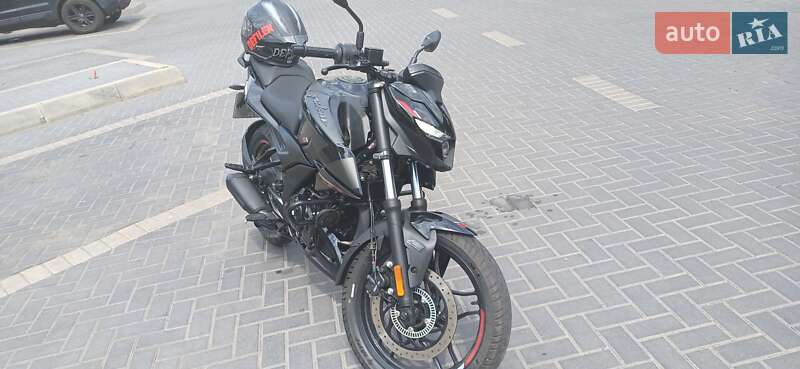 Мотоцикл Без обтекателей (Naked bike) Bajaj Pulsar N250 2024 в 