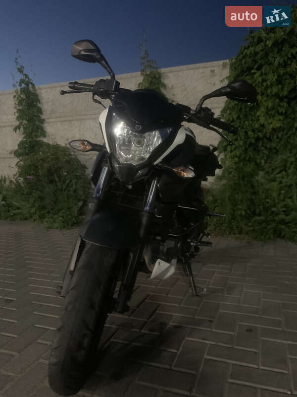 Мотоцикл Супермото (Motard) Bajaj Pulsar NS200 2019 в Золотоноші фото 5 Мотоцикл Супермото (Motard) Bajaj Pulsar NS200 2019 в Золотоноші