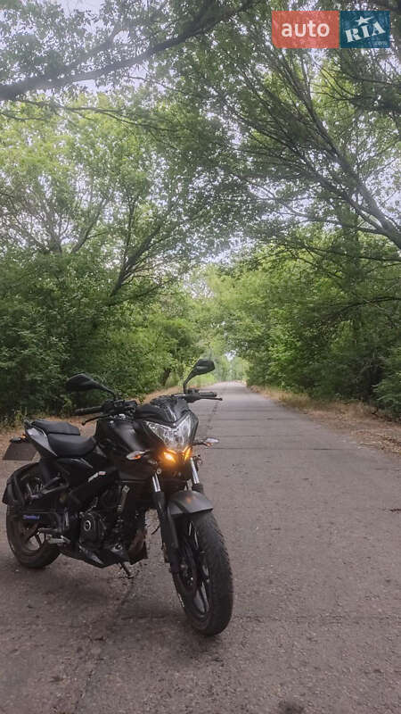 Мотоцикл Классик Bajaj Pulsar NS200 2020 в 