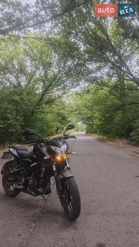 Мотоцикл Классик Bajaj Pulsar NS200 2020 в 