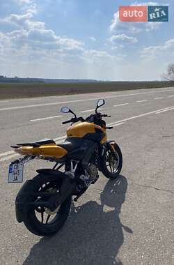 Мотоцикл Багатоцільовий (All-round) Bajaj Pulsar NS200 2013 в 
