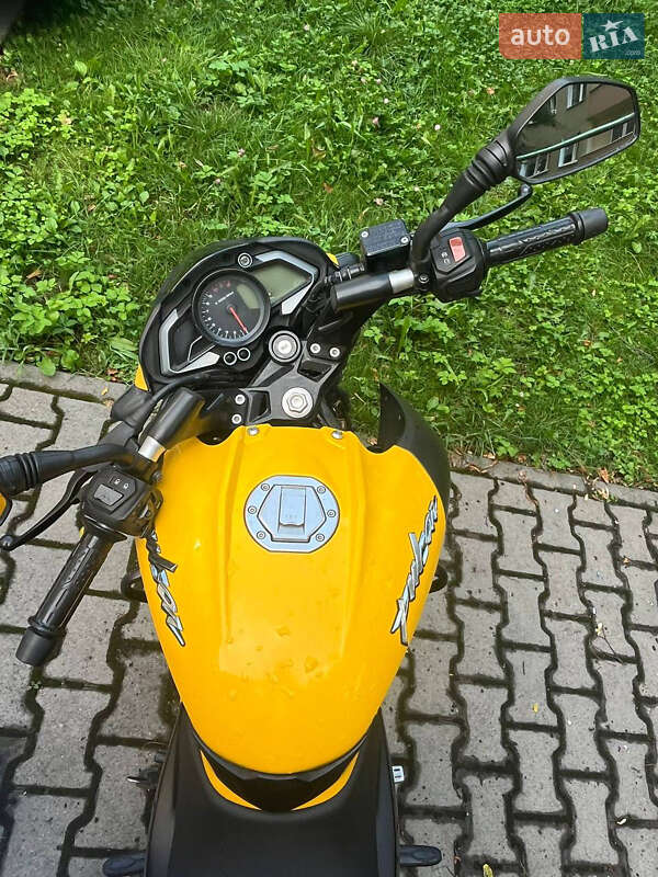 Мотоцикл Без обтекателей (Naked bike) Bajaj Pulsar NS200 2019 в Фастове фото 2 Мотоцикл Без обтекателей (Naked bike) Bajaj Pulsar NS200 2019 в Фастове