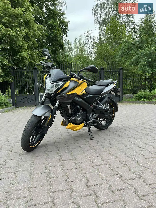 Мотоцикл Без обтекателей (Naked bike) Bajaj Pulsar NS200 2019 в 