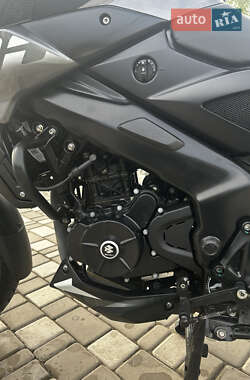 Мотоцикл Спорт-туризм Bajaj Pulsar NS200 2023 в 