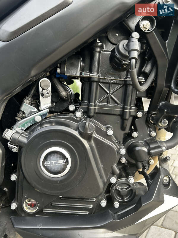 Мотоцикл Спорт-туризм Bajaj Pulsar NS200 2023 в Полтаве