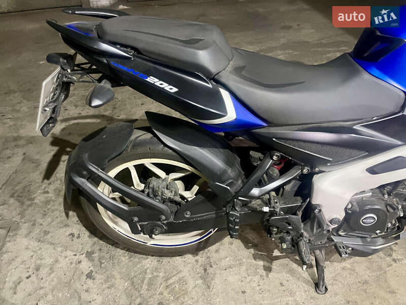 Мотоцикл Без обтекателей (Naked bike) Bajaj Pulsar NS200 2021 в Киеве