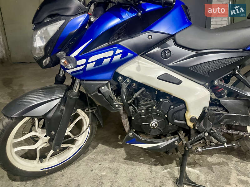 Мотоцикл Без обтекателей (Naked bike) Bajaj Pulsar NS200 2021 в Киеве