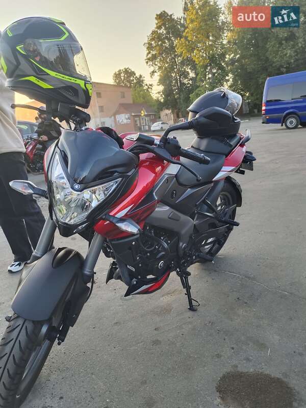 Мотоцикл Без обтікачів (Naked bike) Bajaj Pulsar NS200 2024 в Луцьку фото 6 Мотоцикл Без обтікачів (Naked bike) Bajaj Pulsar NS200 2024 в Луцьку