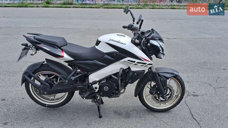 Мотоцикл Многоцелевой (All-round) Bajaj Pulsar NS200 2021 в Киеве