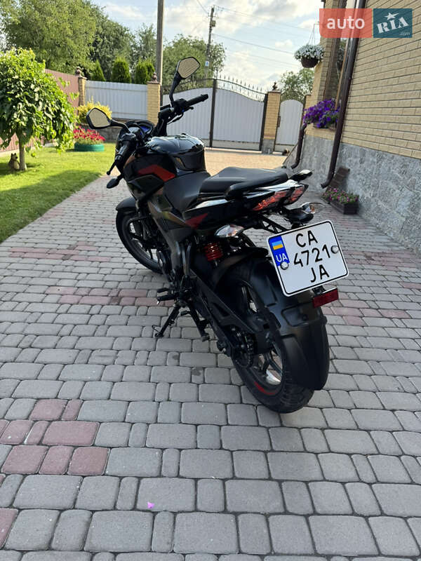 Мотоцикл Багатоцільовий (All-round) Bajaj Pulsar NS200 2024 в Христинівці