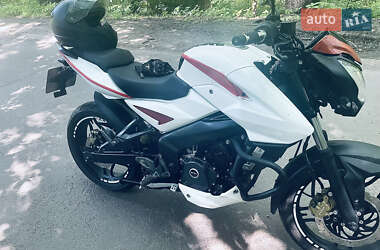 Мотоцикл Спорт-туризм Bajaj Pulsar NS200 2019 в 
